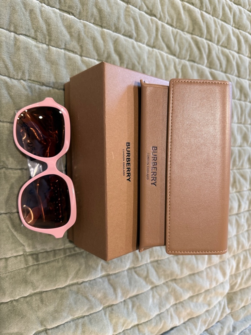 Burberry Pink Frame Sunglasses with Brown Gradient Lenses - Picture 2 of 8